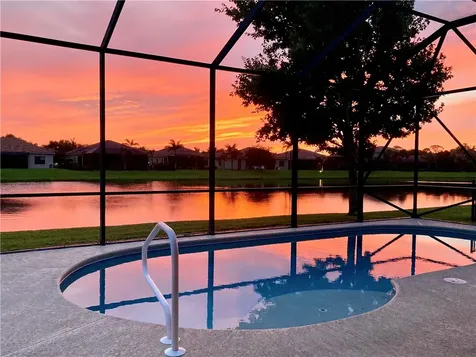 5523 49th Avenue Vero Beach FL 32967