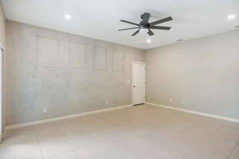 63 52nd Square Vero Beach FL 32968
