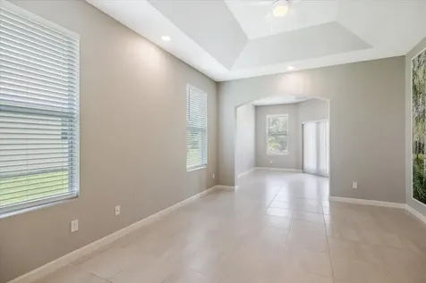 63 52nd Square Vero Beach FL 32968