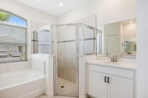 63 52nd Square Vero Beach FL 32968