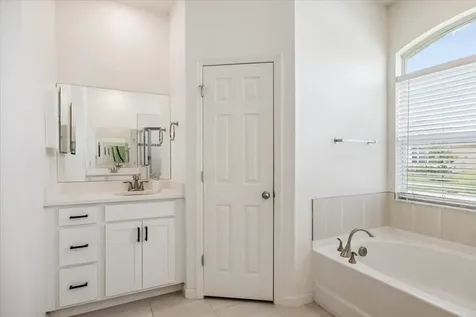 63 52nd Square Vero Beach FL 32968