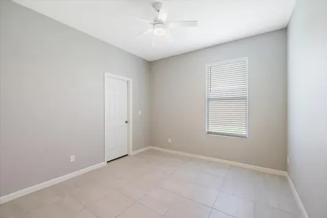 63 52nd Square Vero Beach FL 32968