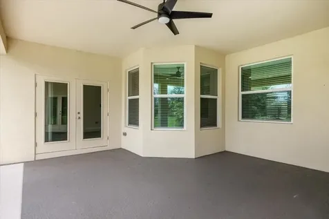 63 52nd Square Vero Beach FL 32968