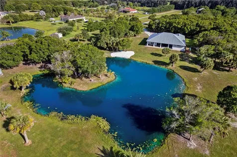 5250 21st Street SW Vero Beach FL 32968