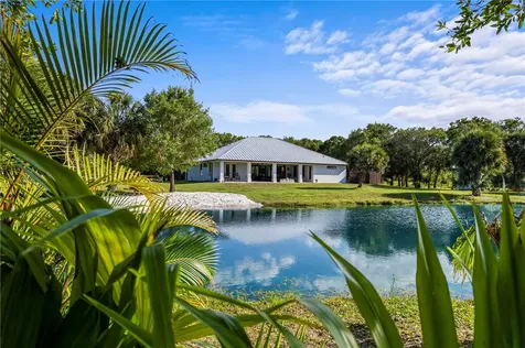 5250 21st Street SW Vero Beach FL 32968