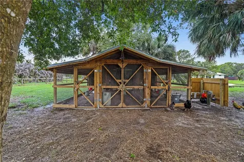 5250 21st Street SW Vero Beach FL 32968