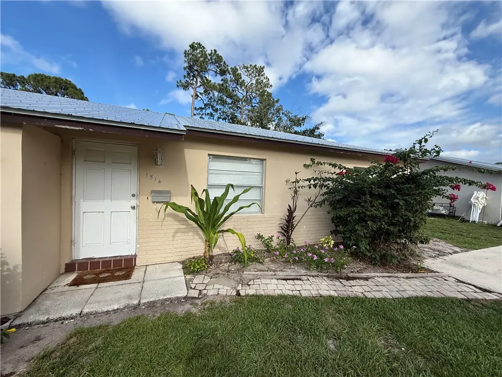 1516 41st Avenue Vero Beach FL 32960