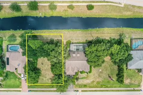 294 Main Street Sebastian FL 32958