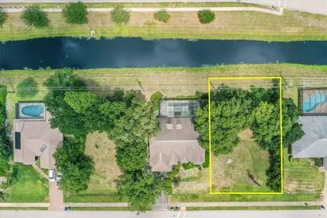 286 Main Street Sebastian FL 32958