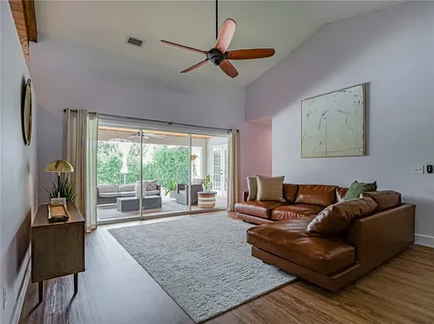 4460 12th Manor SW Vero Beach FL 32968