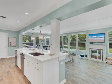 706 Iris Lane Vero Beach FL 32963