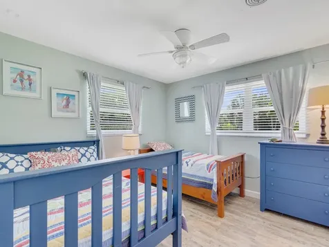 706 Iris Lane Vero Beach FL 32963