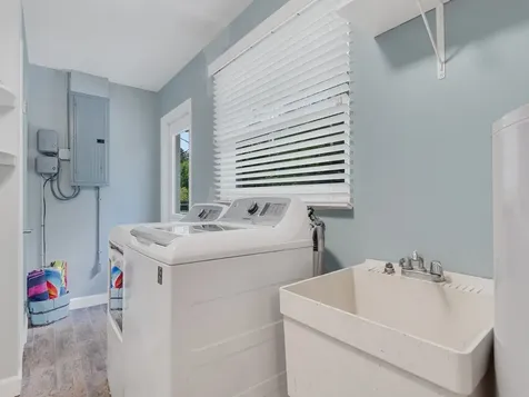 706 Iris Lane Vero Beach FL 32963
