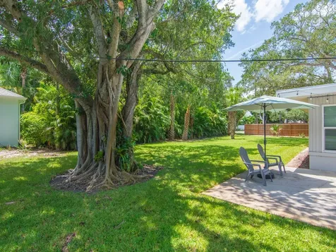 706 Iris Lane Vero Beach FL 32963