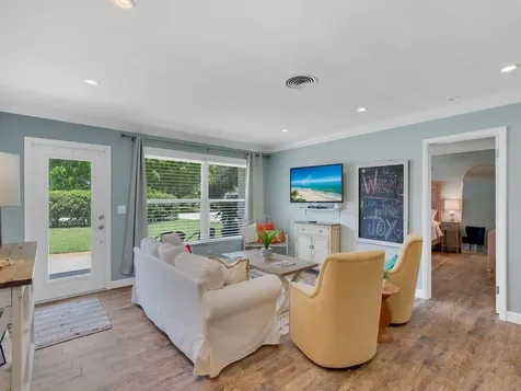 706 Iris Lane Vero Beach FL 32963