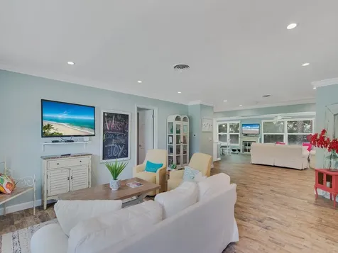 706 Iris Lane Vero Beach FL 32963