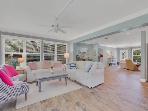 706 Iris Lane Vero Beach FL 32963