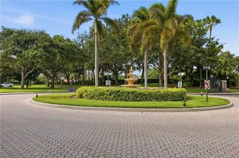 1550 S 42nd Circle Vero Beach FL 32967