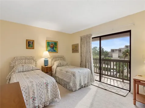 1880 Bay Road Vero Beach FL 32963