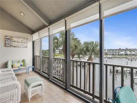 1880 Bay Road Vero Beach FL 32963