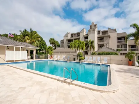 1880 Bay Road Vero Beach FL 32963