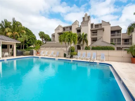 1880 Bay Road Vero Beach FL 32963