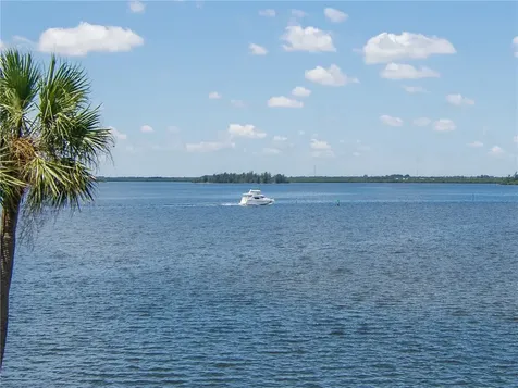 1880 Bay Road Vero Beach FL 32963