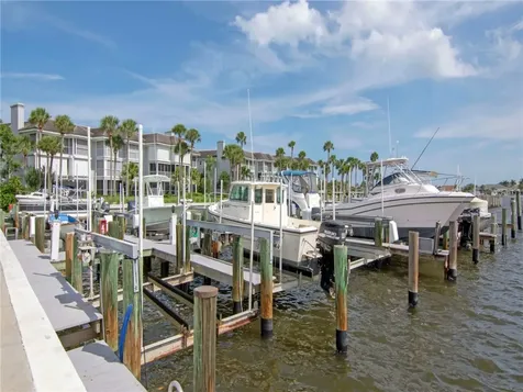 1880 Bay Road Vero Beach FL 32963