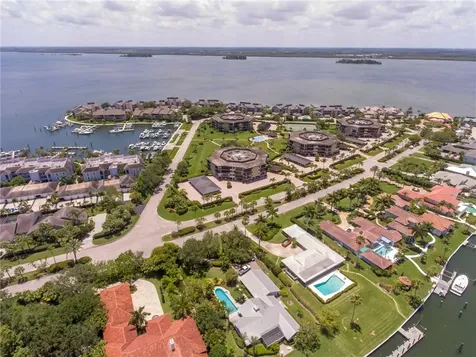 1880 Bay Road Vero Beach FL 32963