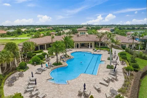 5048 Monroe Circle Vero Beach FL 32967