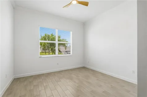 4820 Brookhaven Manor SW Vero Beach FL 32968