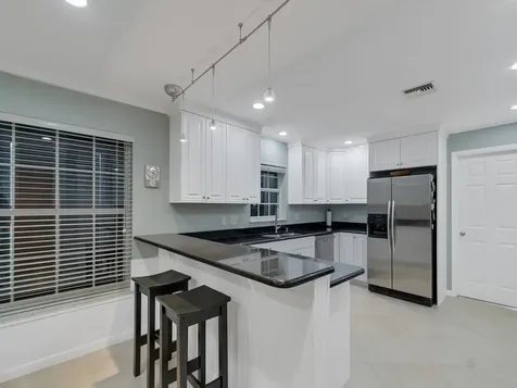 2301 Avalon Avenue Vero Beach FL 32960