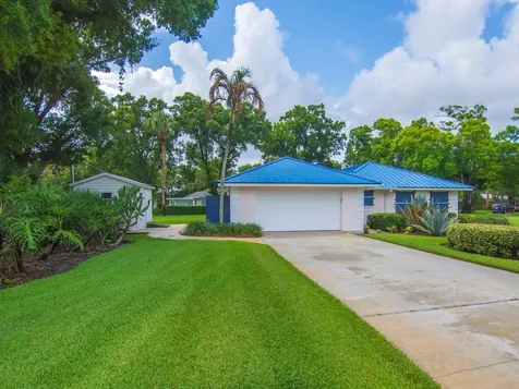 2301 Avalon Avenue Vero Beach FL 32960