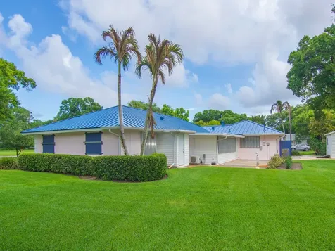 2301 Avalon Avenue Vero Beach FL 32960