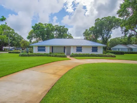 2301 Avalon Avenue Vero Beach FL 32960
