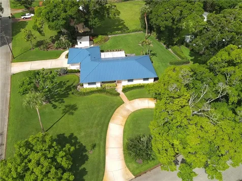 2301 Avalon Avenue Vero Beach FL 32960