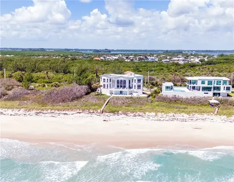 4600 N Highway A1a Hutchinson Island FL 34949