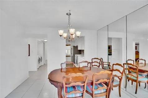365 N Grove Isle Circle Vero Beach FL 32962