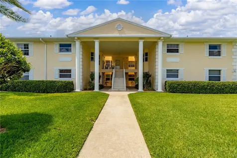 365 N Grove Isle Circle Vero Beach FL 32962