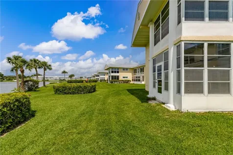 365 N Grove Isle Circle Vero Beach FL 32962