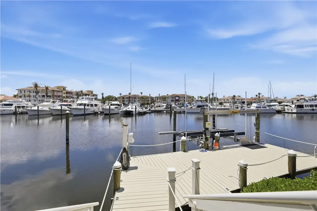 5545 E Harbor Village Drive Vero Beach FL 32967