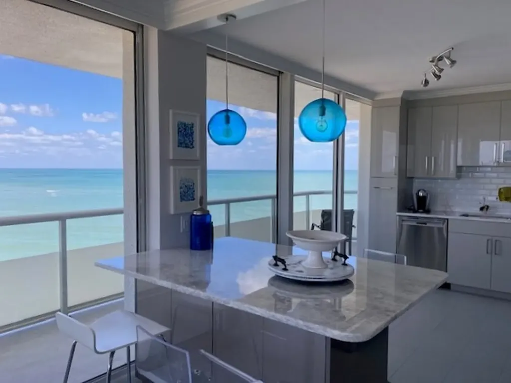 3554 Ocean Drive Vero Beach FL 32963