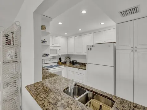 1840 Tarpon Lane Vero Beach FL 32960