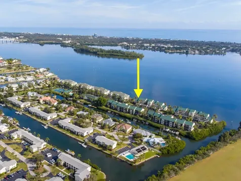 1840 Tarpon Lane Vero Beach FL 32960