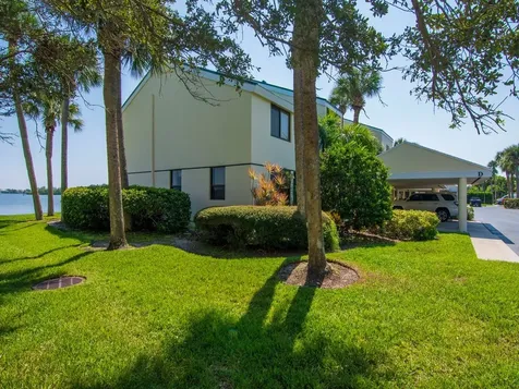 1840 Tarpon Lane Vero Beach FL 32960