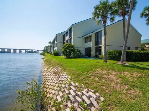 1840 Tarpon Lane Vero Beach FL 32960