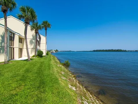 1840 Tarpon Lane Vero Beach FL 32960
