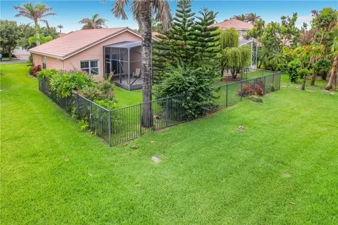 2045 Grey Falcon Circle SW Vero Beach FL 32962