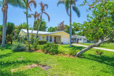 475 19th Place Vero Beach FL 32960