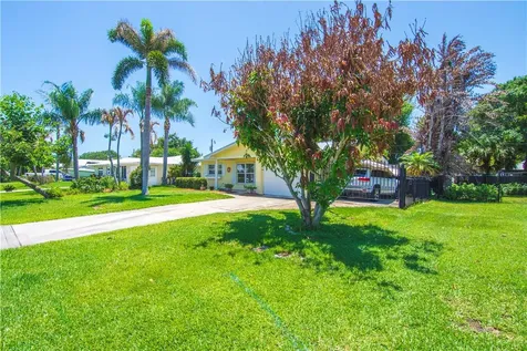 475 19th Place Vero Beach FL 32960